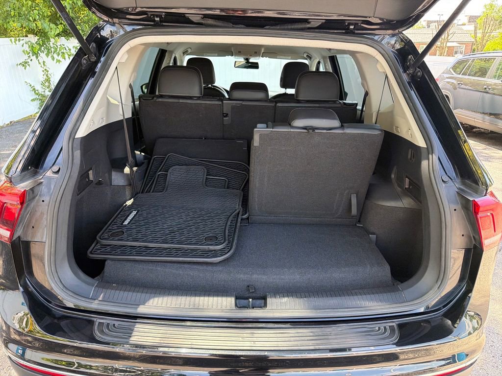Used 2021 Volkswagen Tiguan SE FWD image 27