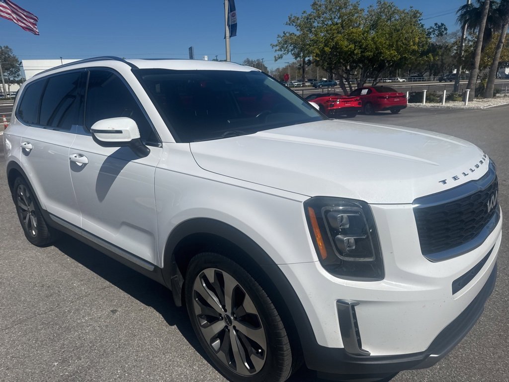 Used 2022 Kia Telluride EX w/ EX Premium Package image 1