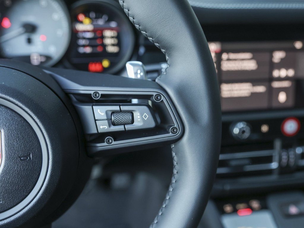 Certified 2026 Porsche Macan S AWD/4WD image 21