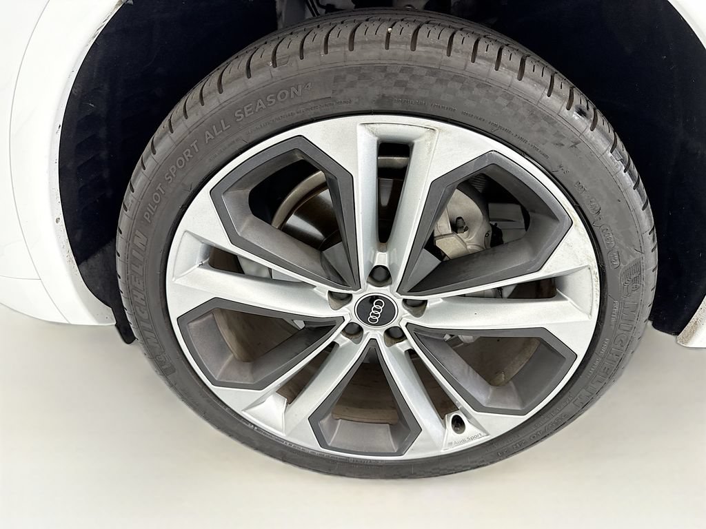 Used 2023 Audi Q5 2.0T Premium Plus w/ Premium Plus Package AWD/4WD image 28