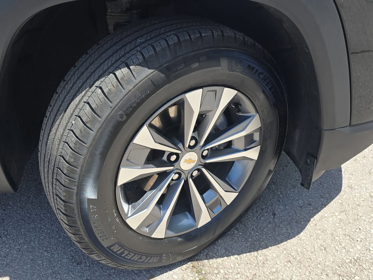 Certified 2026 Chevrolet Equinox LT AWD/4WD image 8