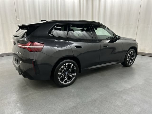 Used 2025 BMW X3 xDrive30i AWD/4WD image 4