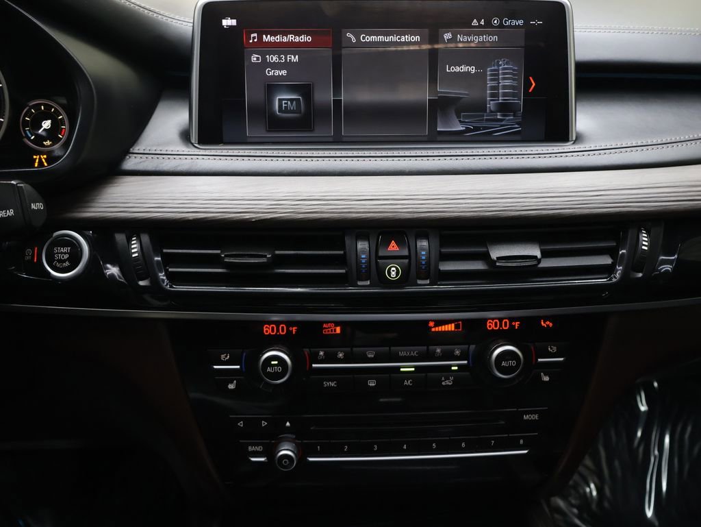 Used 2018 BMW X5 xDrive50i AWD/4WD image 24