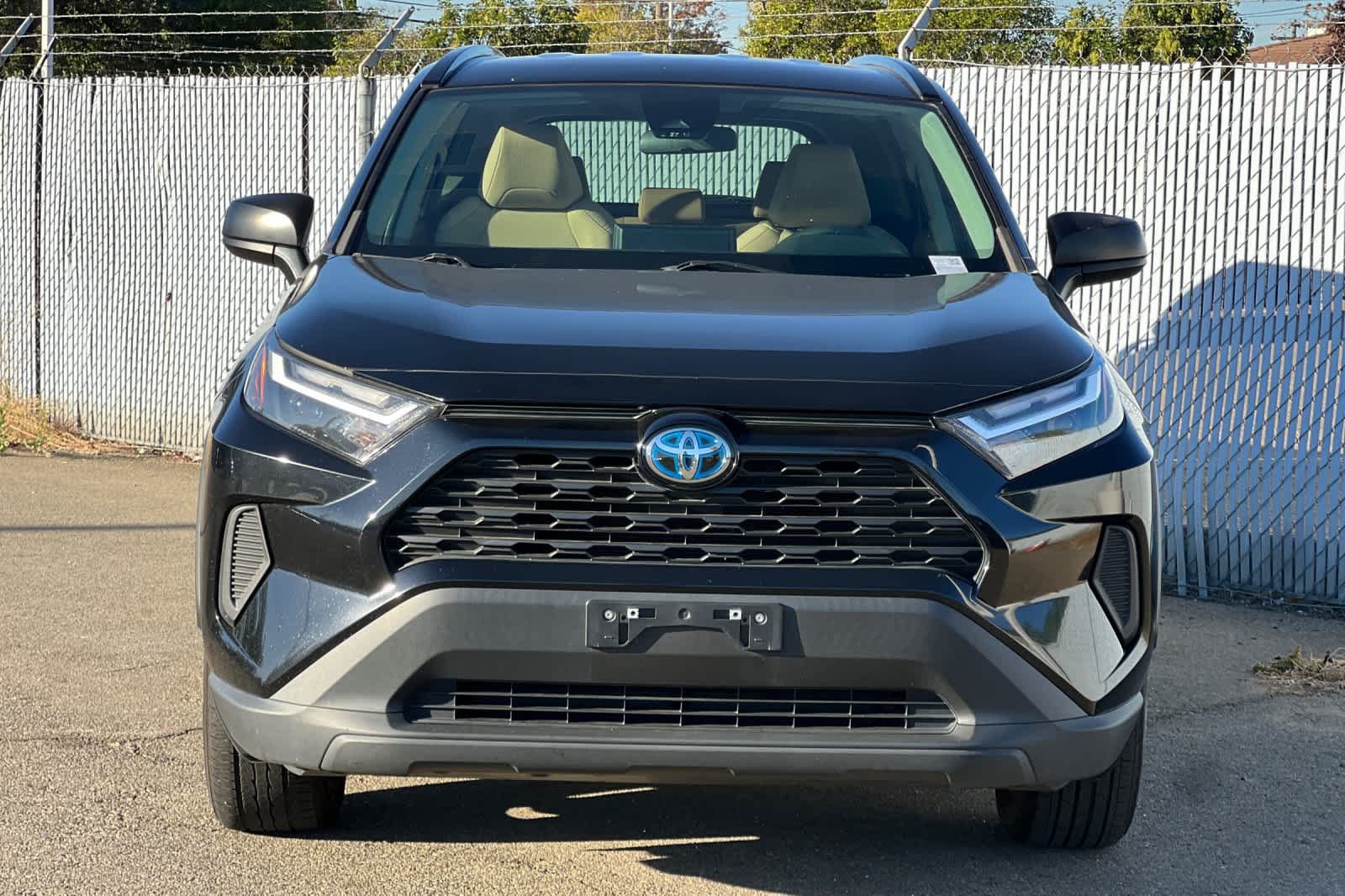 Used 2023 Toyota RAV4 LE AWD/4WD image 8