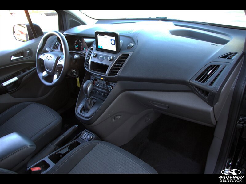 Used 2019 Ford Transit Connect XLT FWD image 29