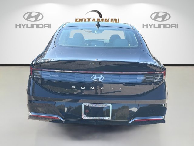 Certified 2026 Hyundai Sonata SEL FWD image 7