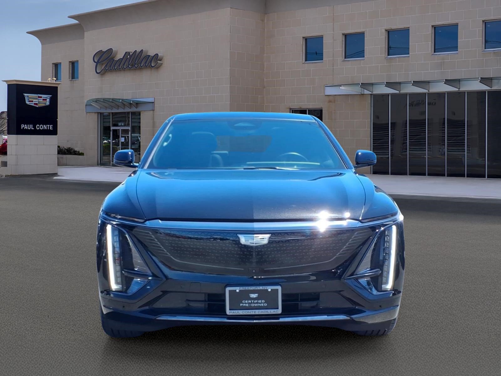 Certified 2024 Cadillac Lyriq Sport w/ LPO, Floor Liner Package AWD/4WD image 2