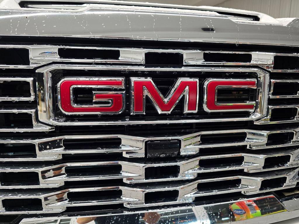 Used 2024 GMC Sierra 3500 Denali w/ Denali Reserve Package AWD/4WD image 11