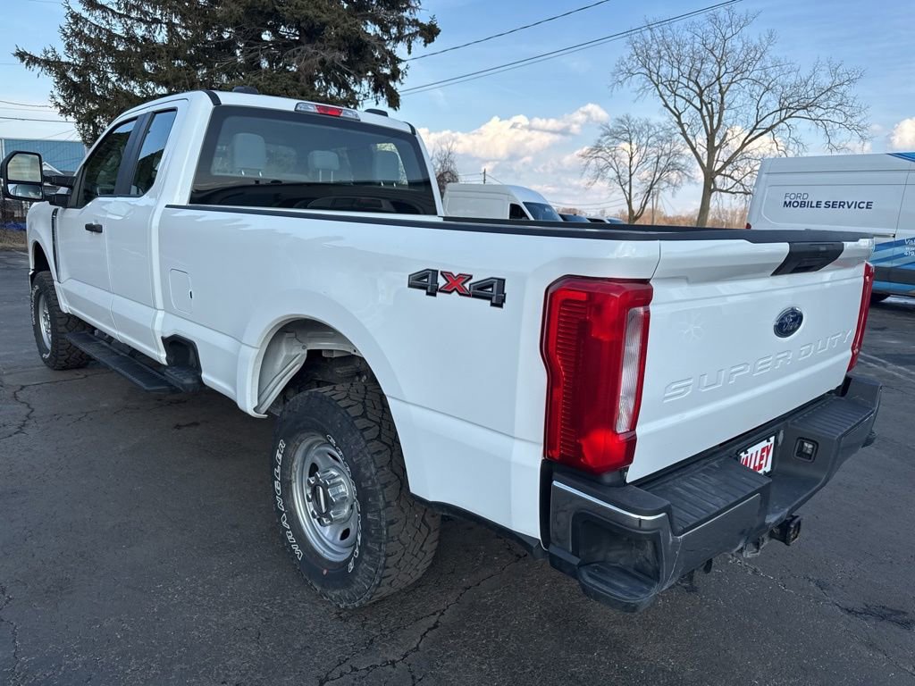 Certified 2023 Ford F350 XL w/ Snow Plow Prep Package image 5