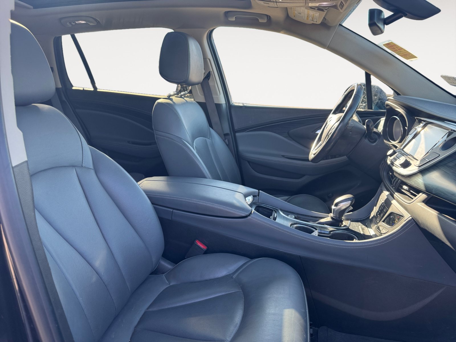 Used 2020 Buick Envision Essence AWD/4WD image 15