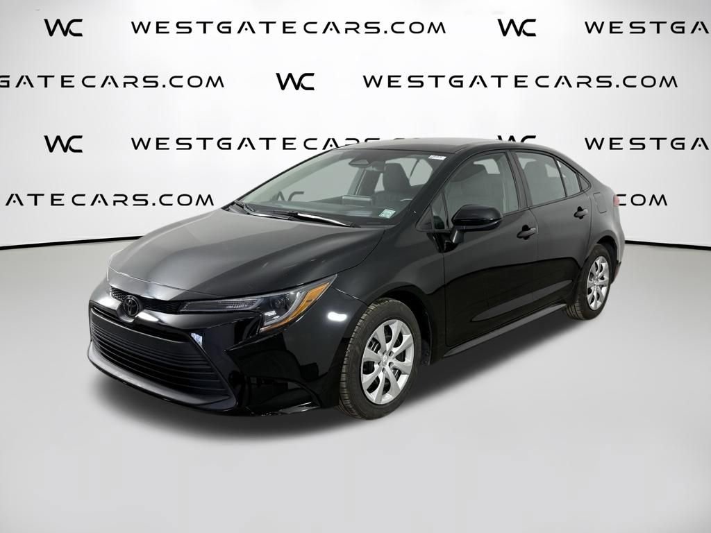 Used 2024 Toyota Corolla LE FWD image 1