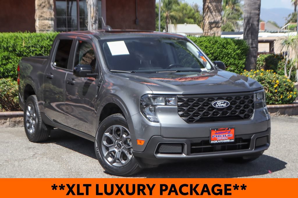 Used 2025 Ford Maverick XLT w/ XLT Luxury Package FWD image 2