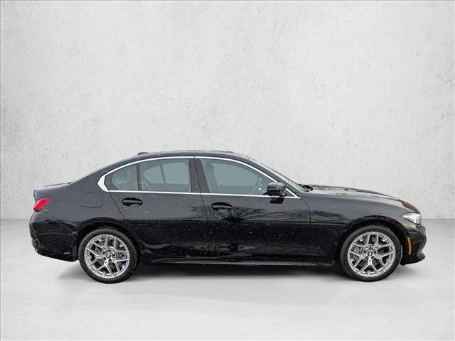 Used 2025 BMW 330i xDrive Sedan image 4