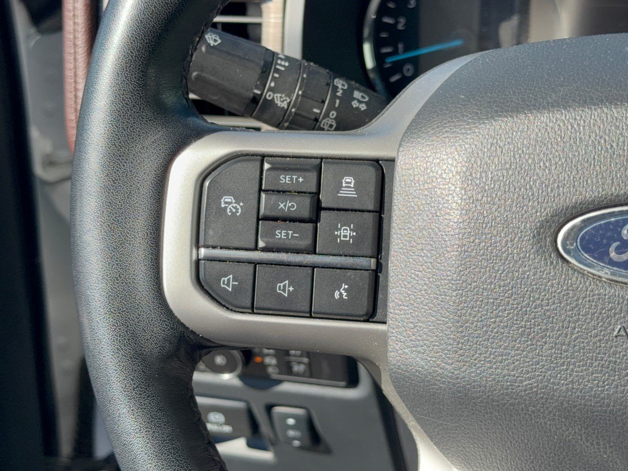 Used 2024 Ford Expedition Limited RWD image 18