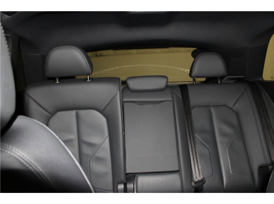 Used 2024 Audi Q3 2.0T Premium image 26