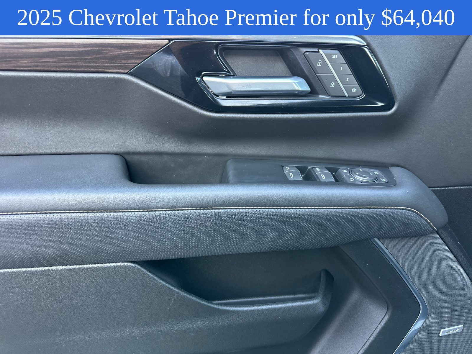 Used 2025 Chevrolet Tahoe Premier AWD/4WD image 12