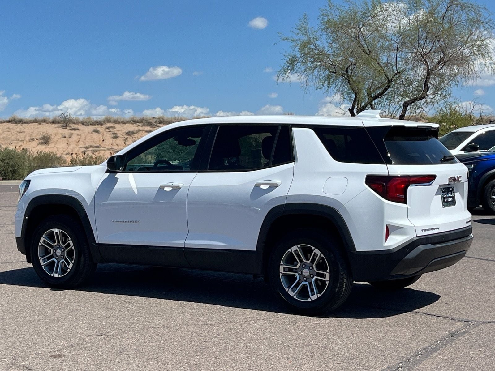 Used 2025 GMC Terrain Elevation FWD image 4