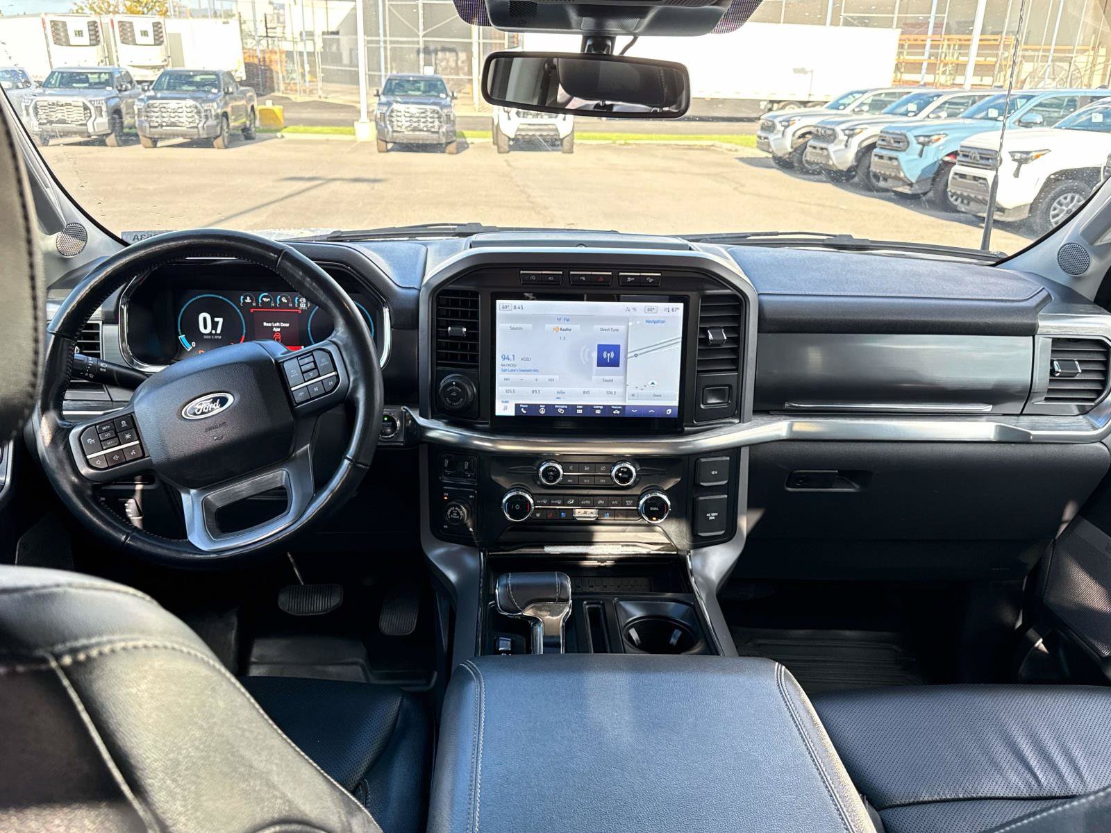 Used 2023 Ford F150 Lariat w/ Trailer Tow Package AWD/4WD image 15