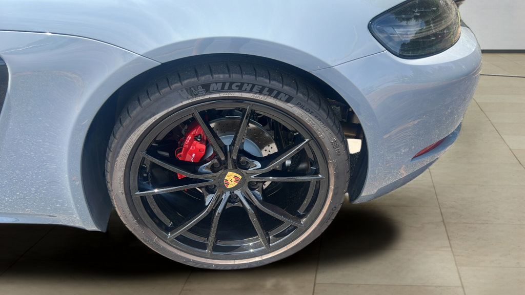 Certified 2024 Porsche 718 Boxster S RWD image 20