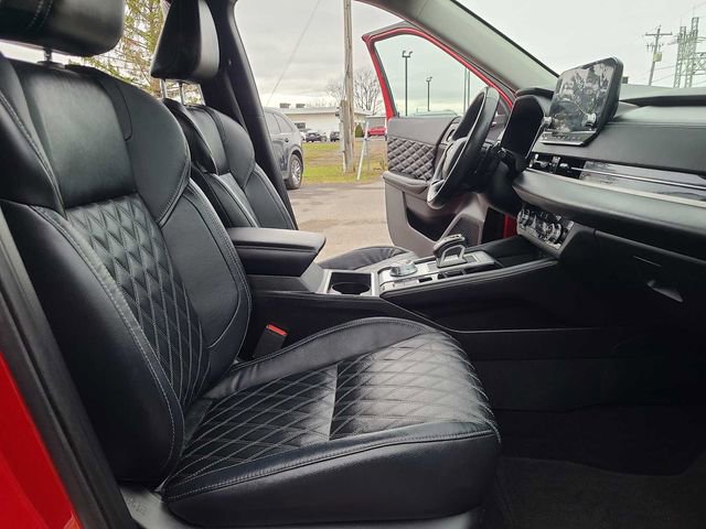 Used 2022 Mitsubishi Outlander SEL image 18