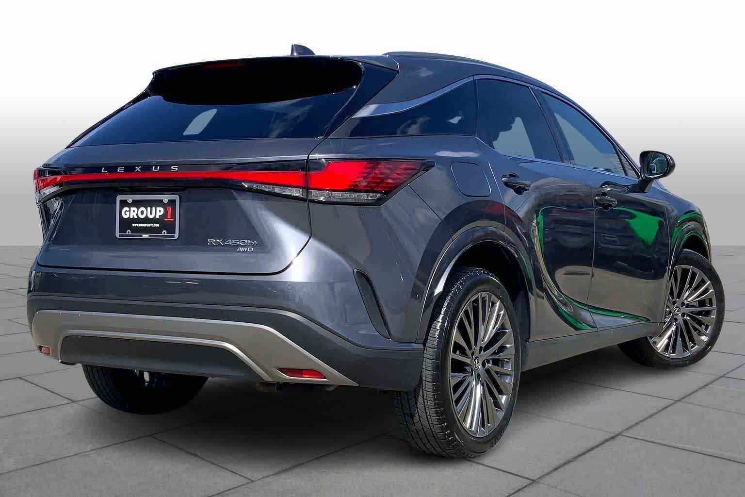 Used 2025 Lexus RX 450h Luxury w/ Convenience Package image 12