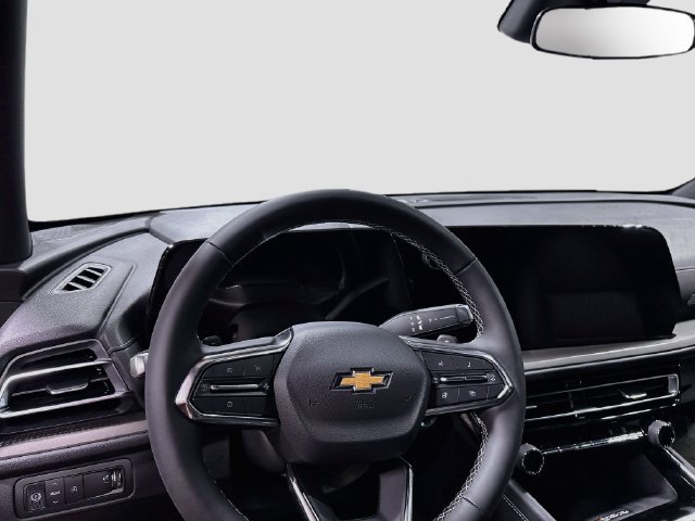 New 2027 Chevrolet Traverse LT FWD image 12