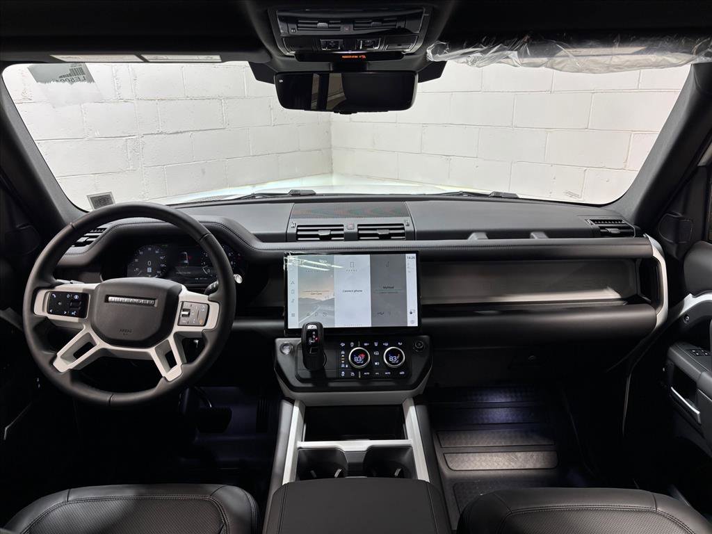 New 2026 Land Rover Defender 130 X-Dynamic SE image 35