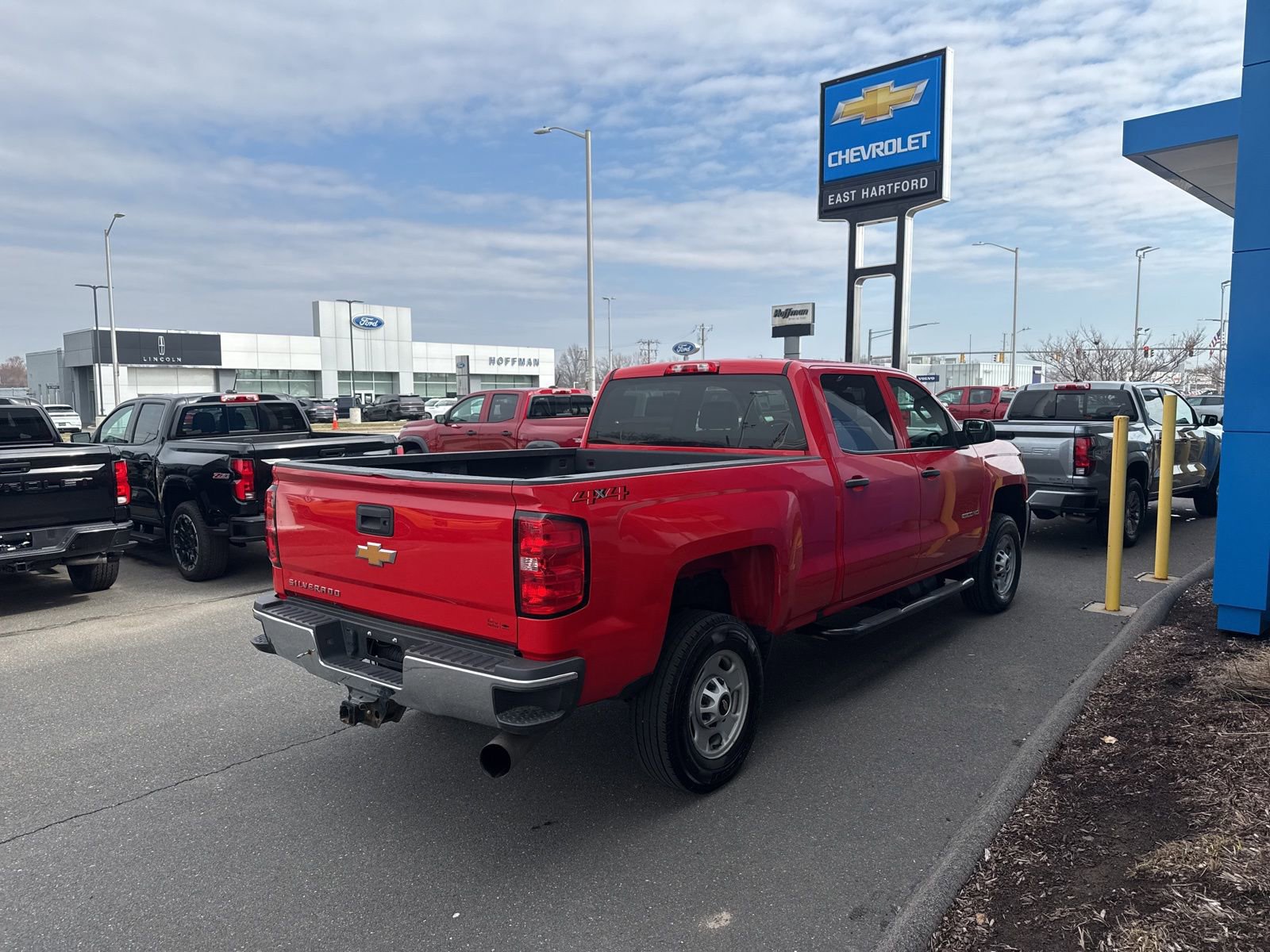 Used 2018 Chevrolet Silverado 2500 W/T w/ Snow Plow Prep Package image 6