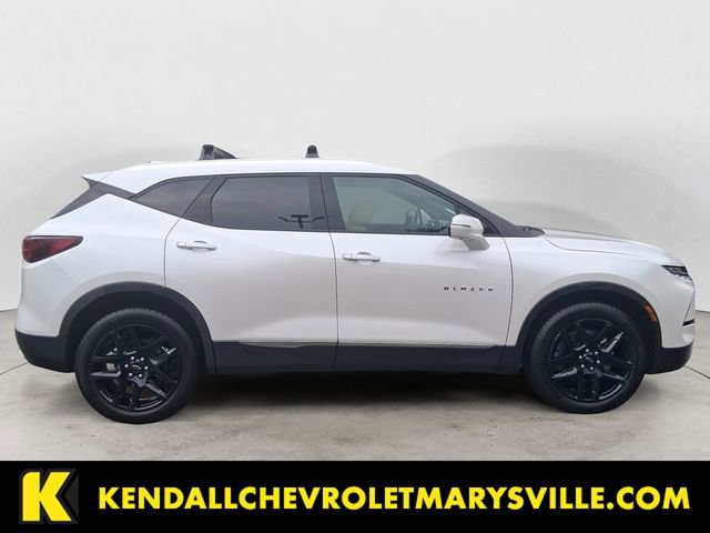 Used 2025 Chevrolet Blazer Premier w/ Driver Confidence II Package image 6