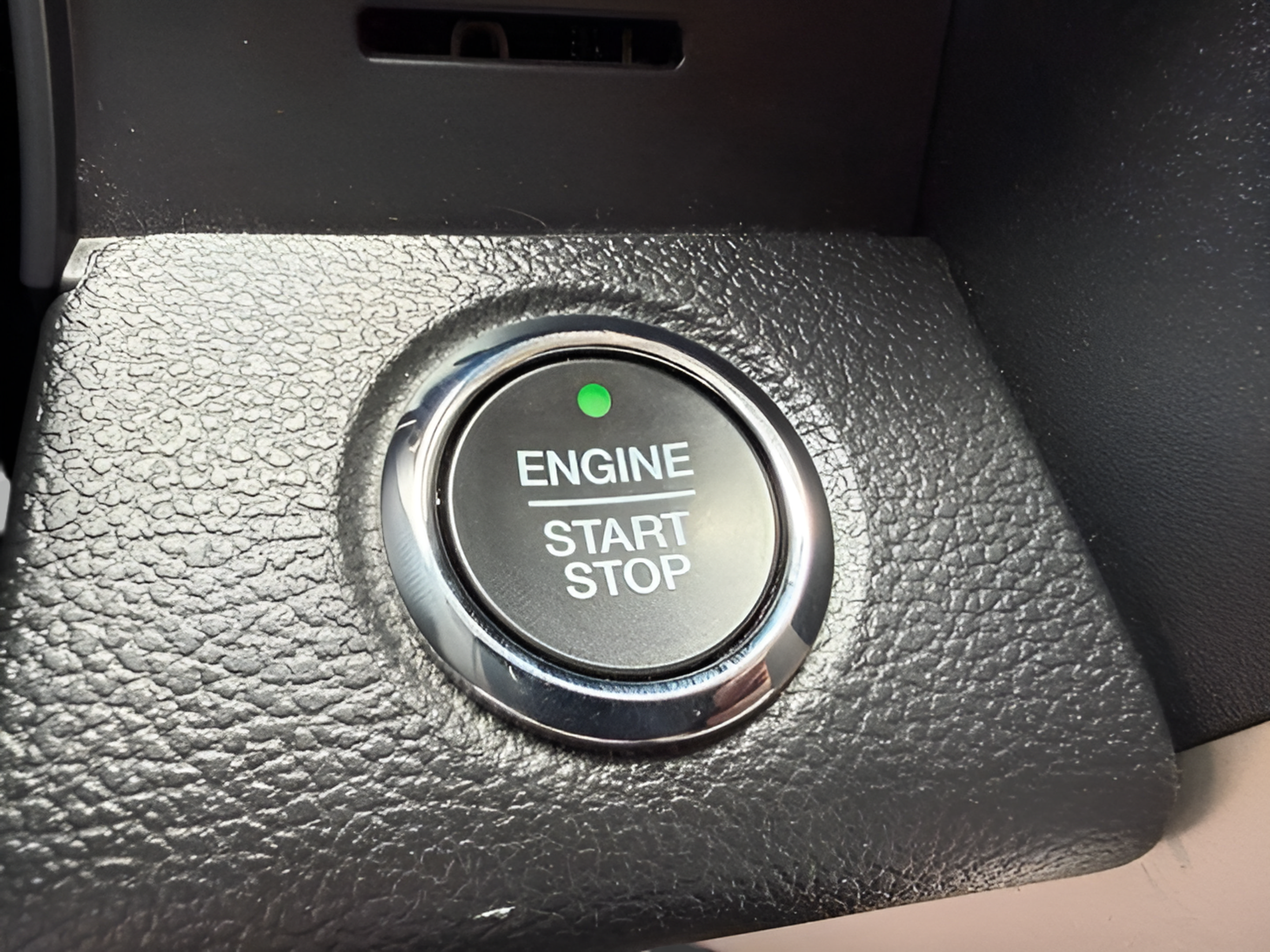 Used 2020 Ford F150 Lariat w/ Equipment Group 502A Luxury AWD/4WD image 31