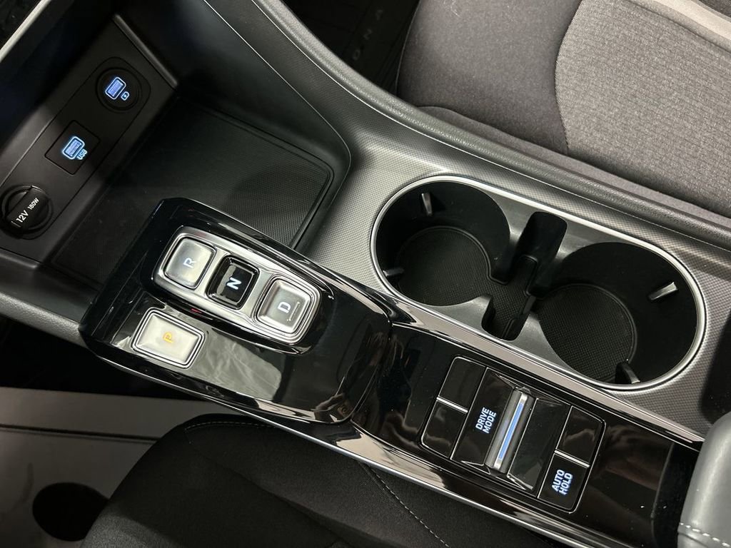 Used 2023 Hyundai Sonata SE FWD image 17