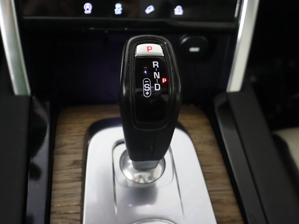 Used 2020 Land Rover Discovery Sport S R-Dynamic AWD/4WD image 52