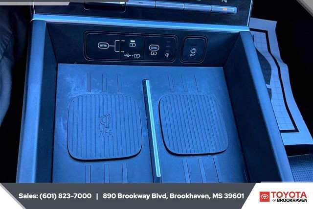 Used 2024 Hyundai Santa Fe Limited image 23