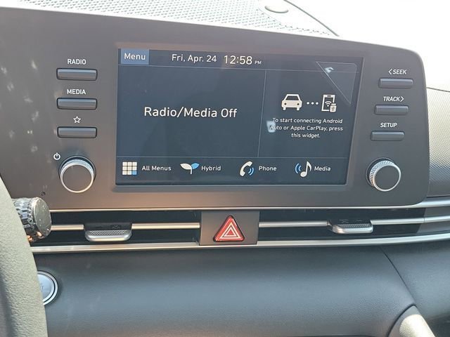 New 2026 Hyundai Elantra Hybrid FWD image 11