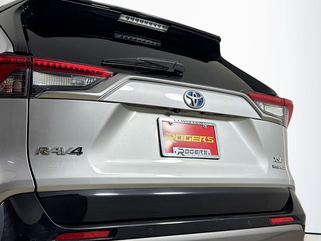 Used 2019 Toyota RAV4 XSE image 28