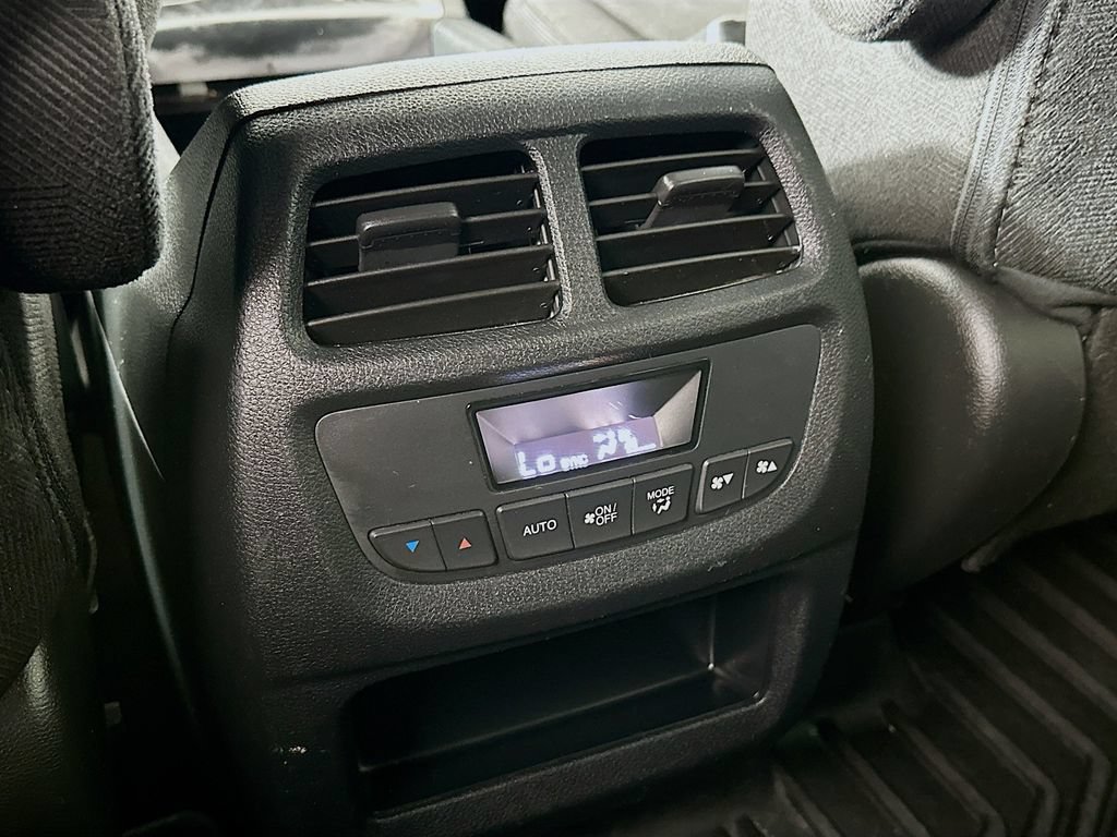 Certified 2022 Honda Pilot Sport image 4