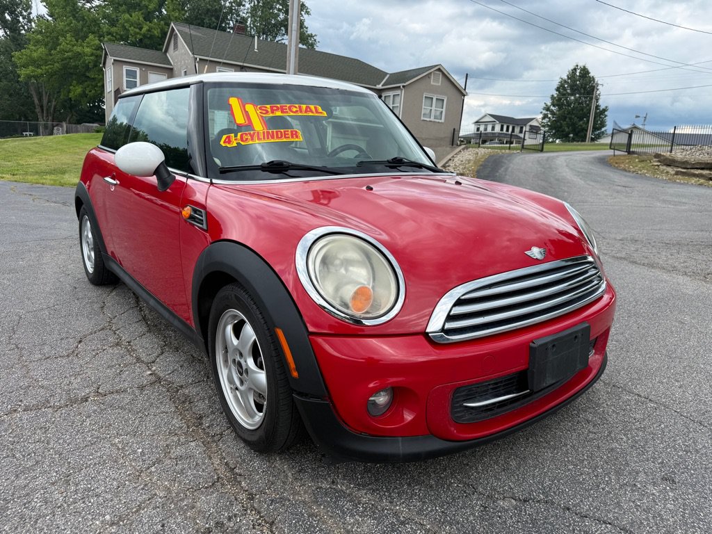 Used 2011 MINI Cooper Hardtop FWD image 3