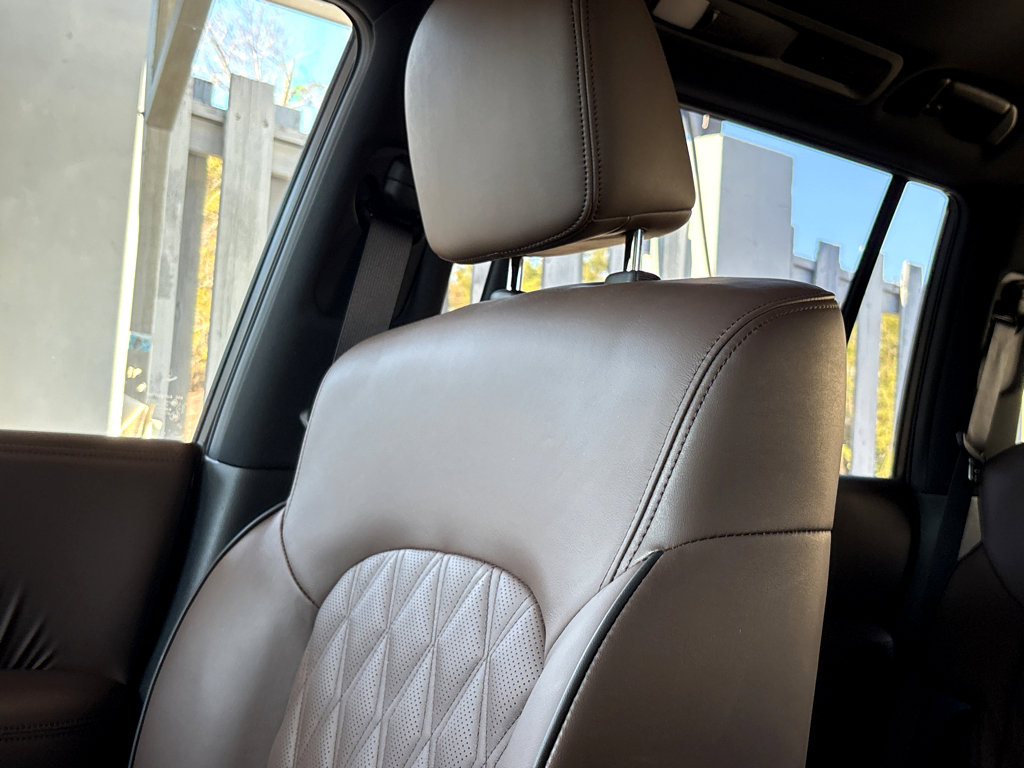 Used 2024 Nissan Armada Platinum w/ Captain's Chairs Package image 4