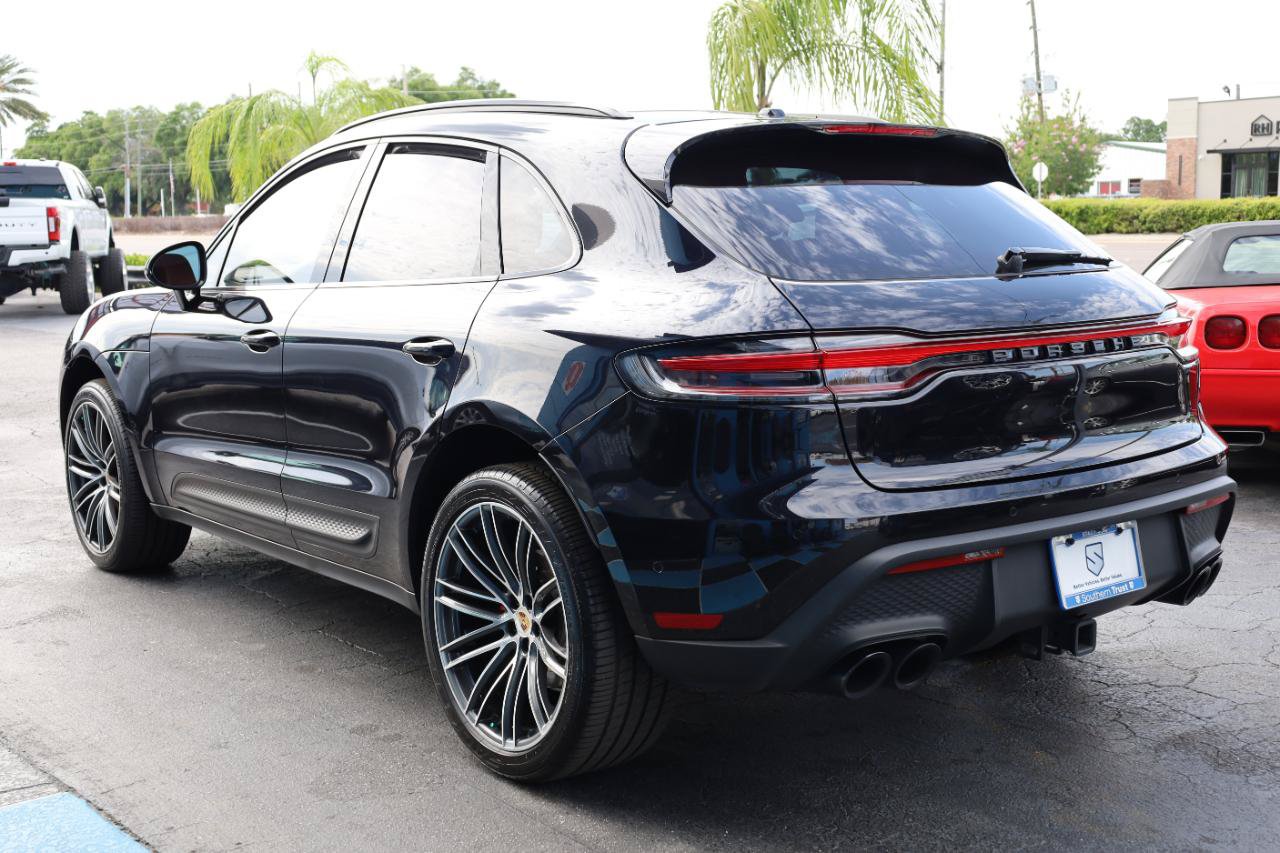 Used 2024 Porsche Macan S AWD/4WD image 3