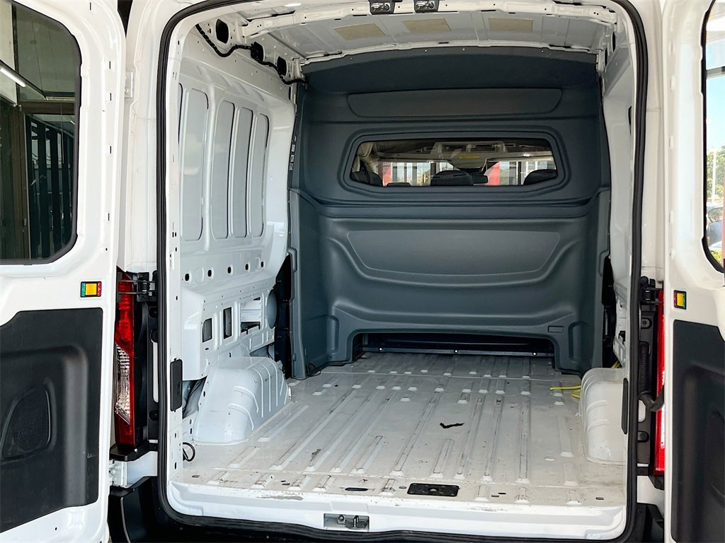 Used 2019 Ford Transit 250 148 Medium Roof image 24