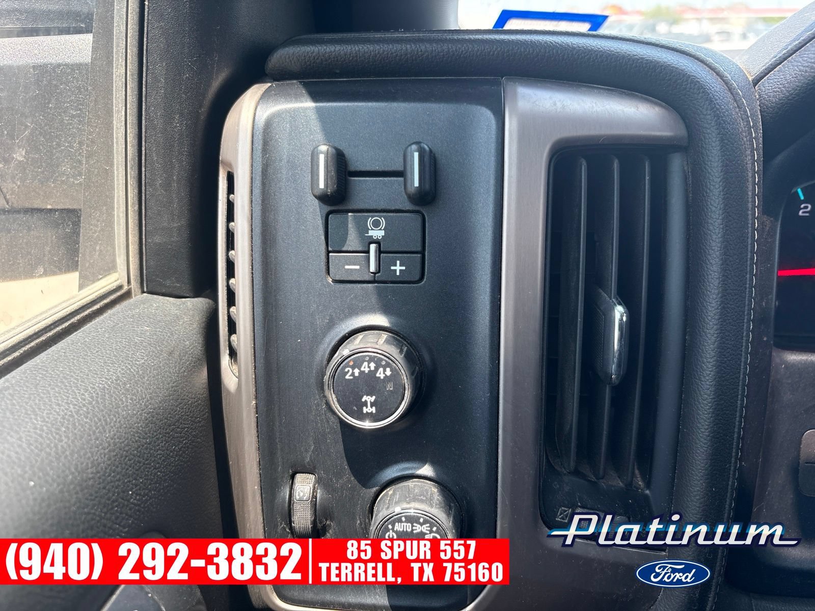 Used 2019 GMC Sierra 3500 Denali w/ Duramax Plus Package AWD/4WD image 23