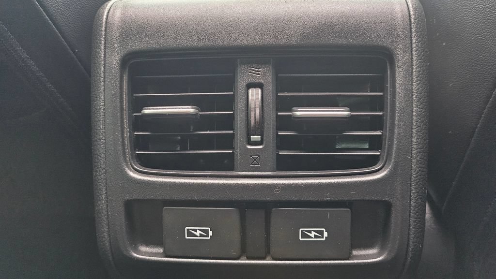 Used 2022 Honda Accord Sport image 36
