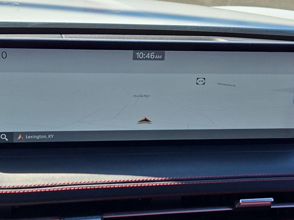 Used 2023 Genesis GV70 2.5T w/ Sport Prestige Package image 13