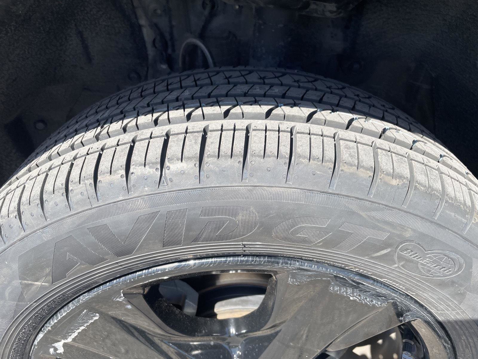 Used 2022 Toyota RAV4 XLE AWD/4WD image 30