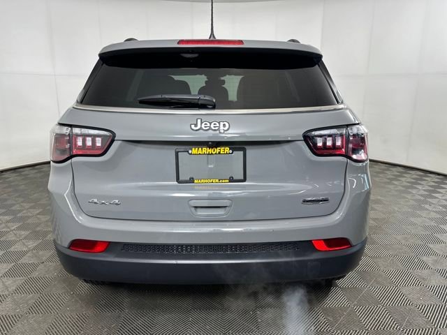Used 2023 Jeep Compass Latitude AWD/4WD image 4
