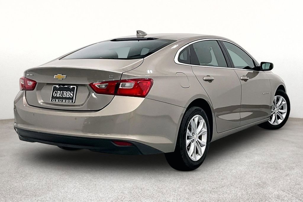 Used 2023 Chevrolet Malibu LT w/ Driver Confidence Package FWD image 2