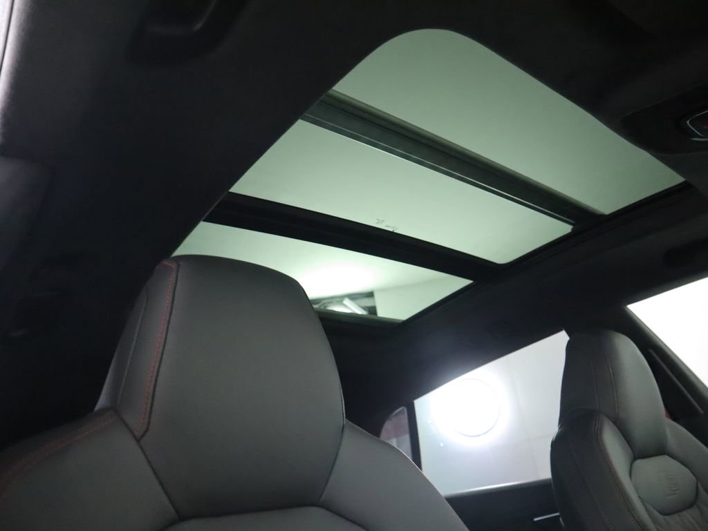 New 2026 Audi SQ8 Prestige image 20