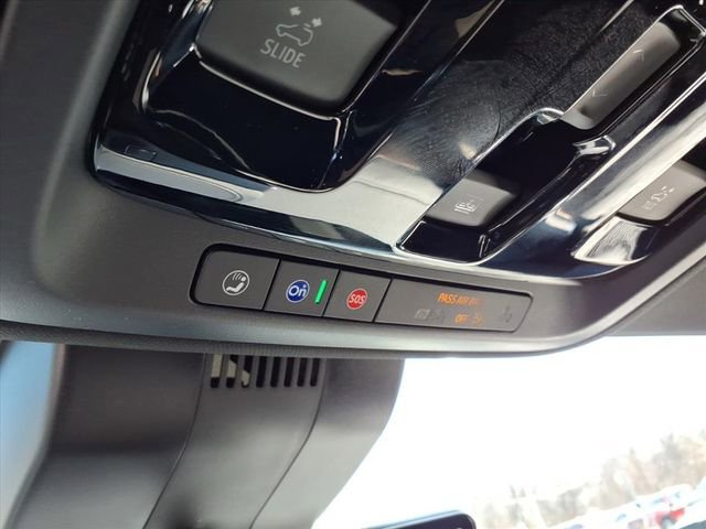 New 2026 GMC Yukon XL Denali w/ Denali Reserve Package image 35