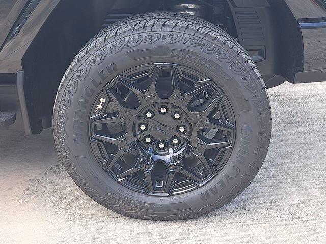 New 2026 GMC Hummer EV 4x4 Crew Cab image 5