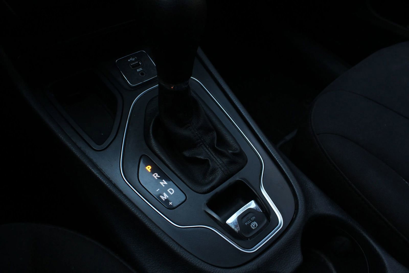 Used 2020 Jeep Cherokee Latitude FWD image 33
